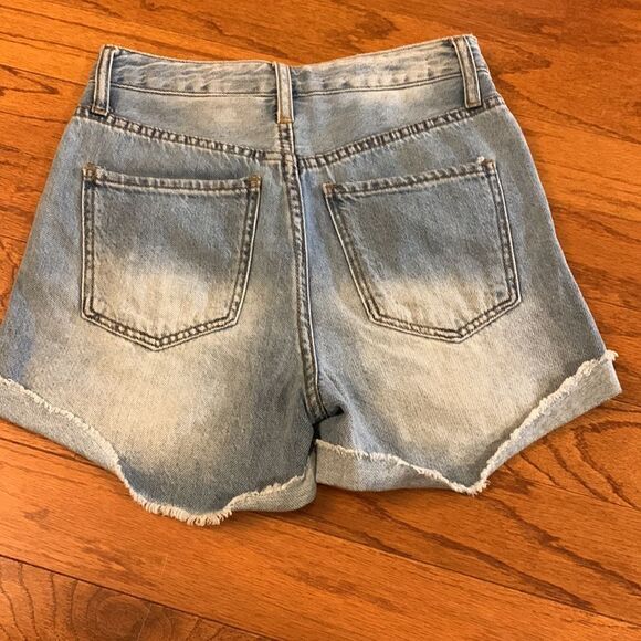 Star Of New Generation (SONG) Size 00 hi waist timeless shorts - Picture 2 of 7